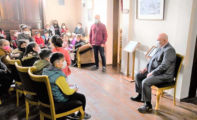 Buldan Belediye Başkanı Şevik’e miniklerden soru yağmuru