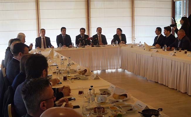 Denizli AK Parti yeni Türkiye ekonomi modelini oda ve STK’lara anlattı