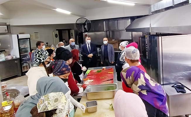 Denizli’de Aşçı Yardımcıları İŞKUR'un kursları ile yetişiyor