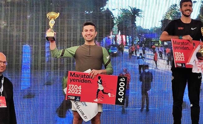 Denizlili amatör sporcu İzmir Maratonunun tozunu attırdı