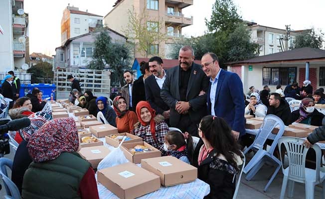 Pamukkale Belediyesi gönül sofrası Fesleğen’de kuruldu