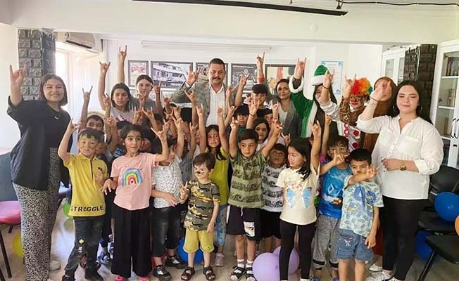 Denizli’de ‘Çocuklar İçin Eğitim’ projesi miniklerin katılımıyla devam ediyor