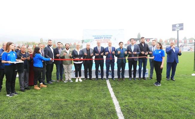 FİFA standartlarında  zemine sahip Akköy Stadı törenle hizmete açıldı