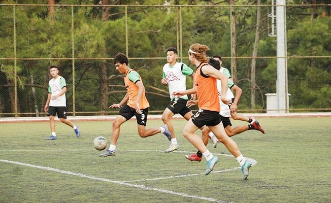 Genç horozlar Tuzlaspor maçında 3 puana kilitlendi