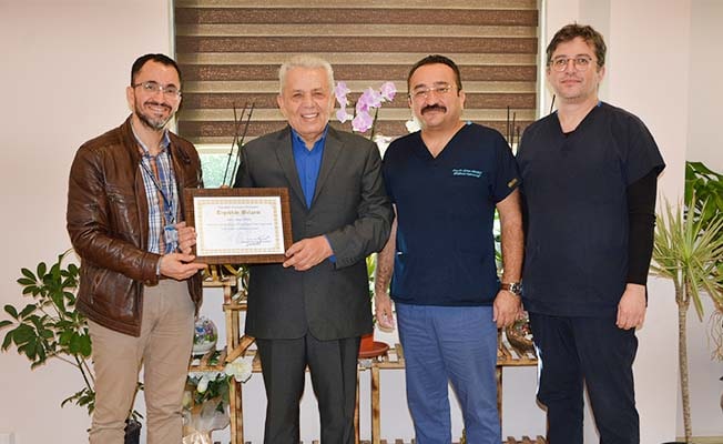 Osman Aydınlı'dan PAÜ Hastanesine Kriyobiyopsi Cihazı bağışı