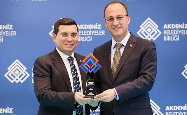 Başkan Örki 5. kez encümen üyeliğine seçildi