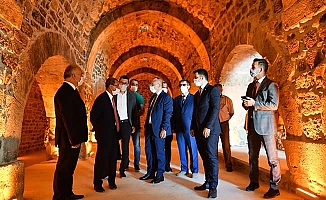 Vali Atik Bozkurt ve Çardak'ı ziyaret etti