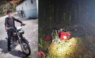 Motosikletiyle şarampole yuvarlanan genç, hayatını kaybetti