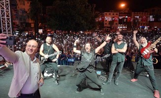 Pamukkale Belediyesinin Zafer Bayramı Konserleri Denizlilileri coşturdu