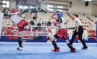 32 ilden 800 sporcunun katıldığı kick boks heyecanı Denizli’de yaşandı