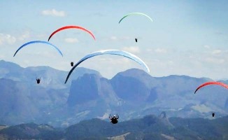 Çameli Yamaç Paraşütü takımı Brezilya’da 3.’cü oldu