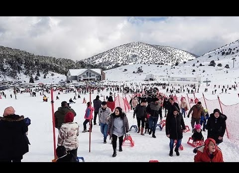Denizli Kayak Merkezi yerli ve yabancı turistlerin akınına uğradı